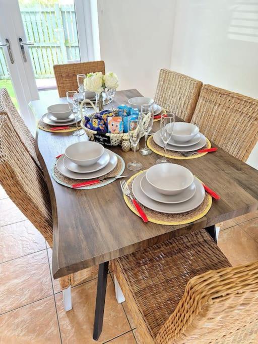 Home From Home 3 Bed,2 Bath House With Garden&Parking Near Centre&Tram Stop Sheffield Exteriér fotografie
